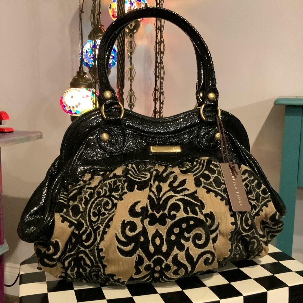 ISABELLA FIORE Heirloom Austin Handbag Purse Carpet Bag